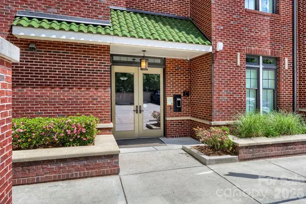 2810 Selwyn AVE #314, Charlotte, NC 28209