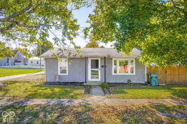819 Washington ST, Hope, IN 47246