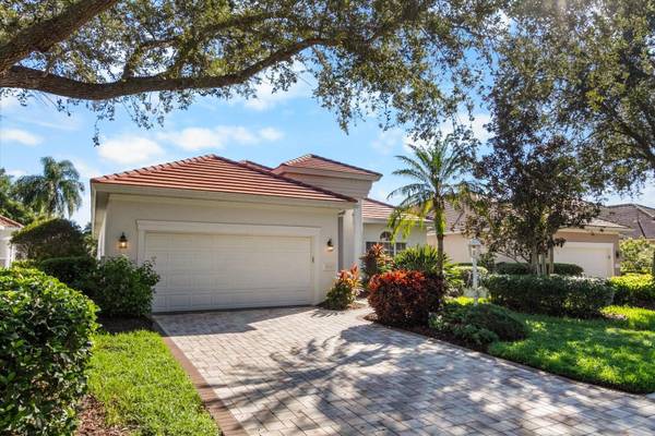 6943 LENNOX PL, University Park, FL 34201