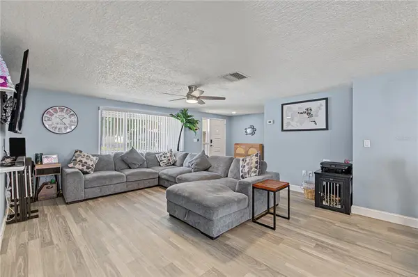 10918 MANCHESTER RD, Port Richey, FL 34668