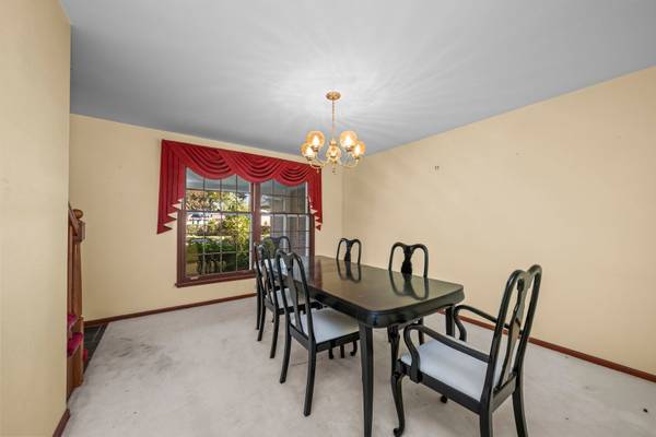 2305 Harrison ST, Glenview, IL 60025