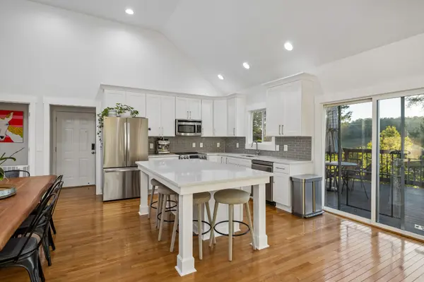 987 Mount Olivet Rd, Columbia, TN 38401