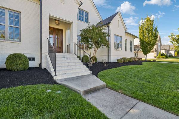 3817 Pulpmill Dr, Thompsons Station, TN 37179
