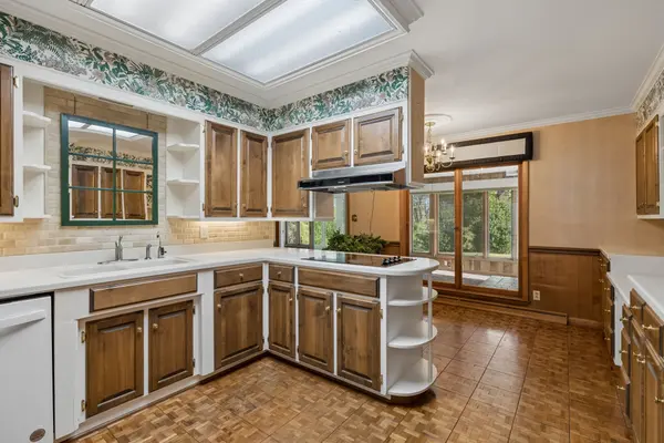 1111 Manor Rd, Columbia, TN 38401