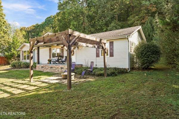 6724 Ball Camp Pike, Knoxville, TN 37931