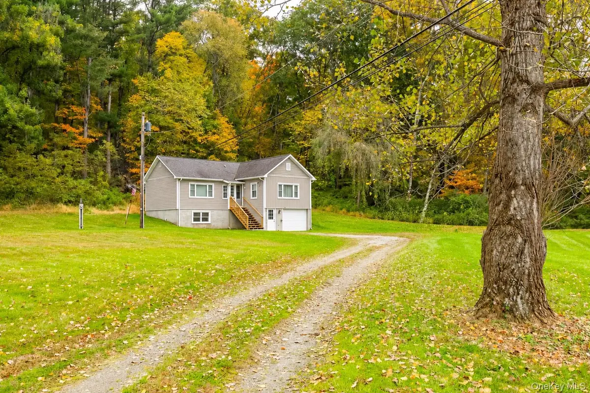 2268 Clove RD, Lagrangeville, NY 12540