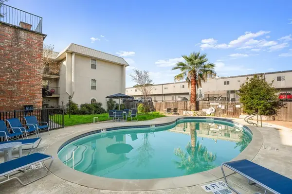 910 Duncan LN #56, Austin, TX 78705