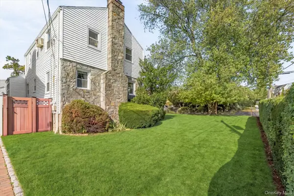 85 Dunwoodie ST, Yonkers, NY 10704