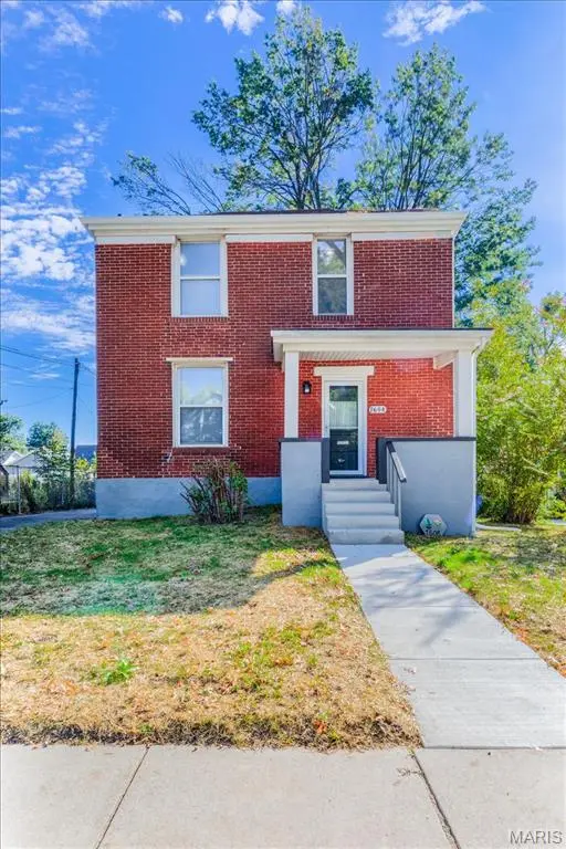 7608 Jerome AVE, Maplewood, MO 63143