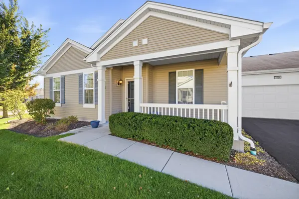 1634 Hannah LN #1634, Pingree Grove, IL 60140