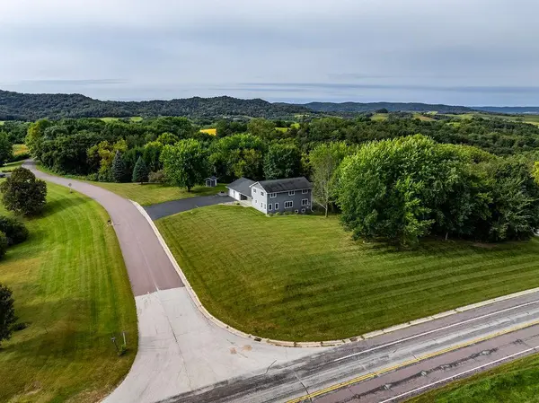 W28184 Bills Valley RD, Arcadia, WI 54612