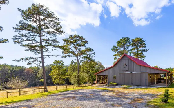 1152 Brier Branch Road, Graysville, TN 37338