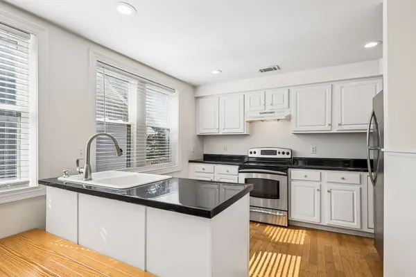 331 53rd Ave #N, Nashville, TN 37209