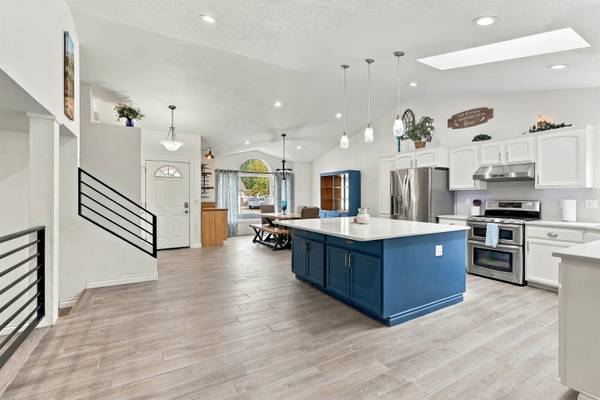 4322 e woodglen rd Rd, Mead, WA 99021