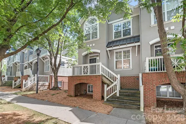 821 W 4th ST, Charlotte, NC 28202