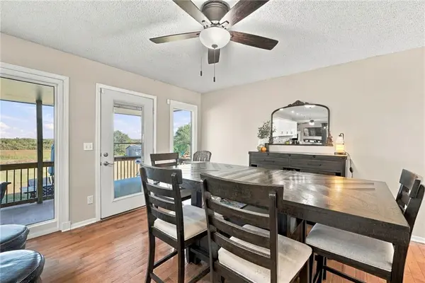 1421 N Elsea Smith RD, Independence, MO 64056