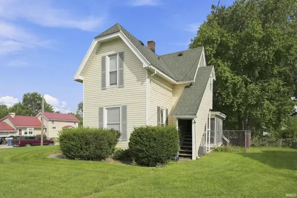 1103 Summit ST, New Haven, IN 46774-1459
