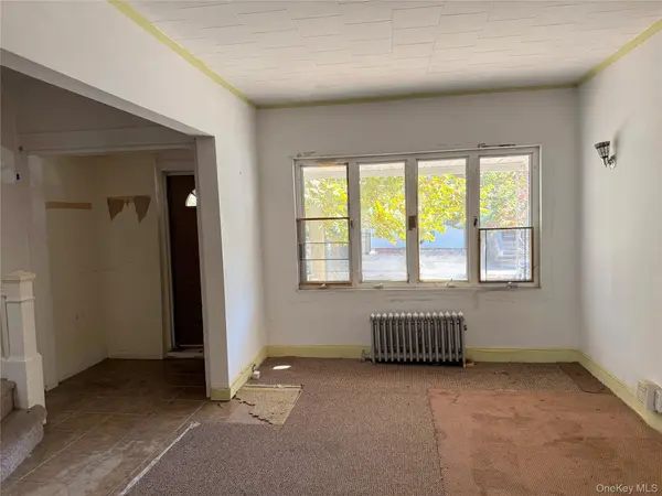 86-34 79th ST, Woodhaven, NY 11421
