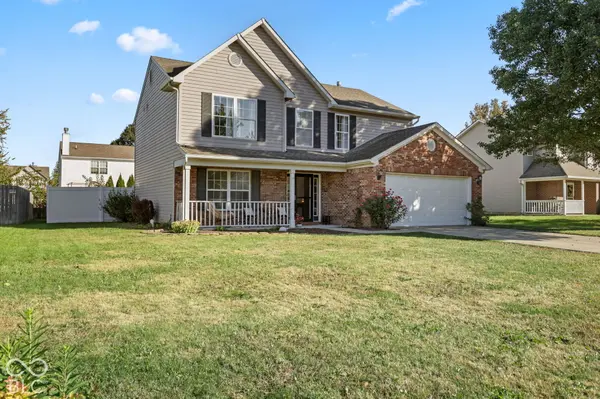 492 Acorn DR, Whiteland, IN 46184