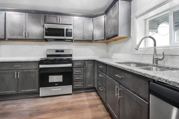 7317 Madison Street, Merrillville, IN 46410