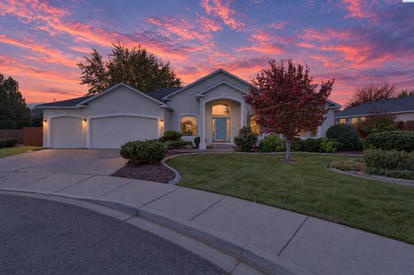 2901 W 39th Ct., Kennewick, WA 99337