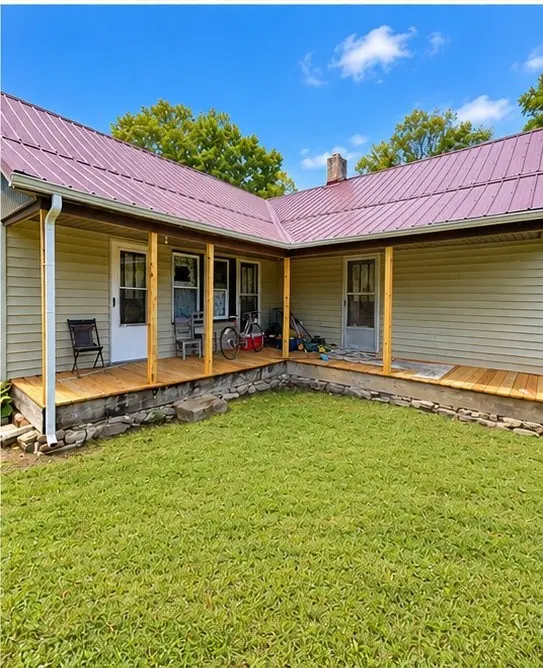 835 Vowell Mountain Ln, Rocky Top, TN 37769