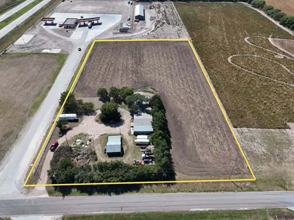 1442 Union Rd, Concordia, KS 66901