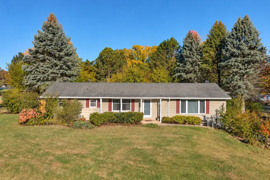 1938 MULBERRY LN, Green Bay, WI 54304