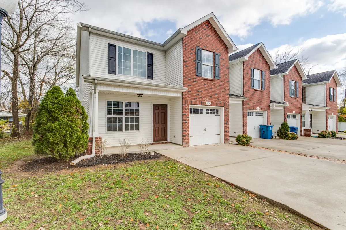 806 Bonneville Ln, Smyrna, TN 37167