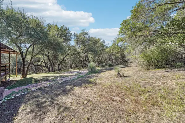 147 Terrace DR, Spicewood, TX 78669