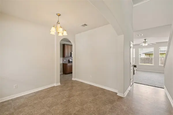 216 Hyltin ST, Hutto, TX 78634