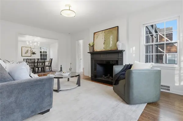 500 E 66th TER, Kansas City, MO 64131