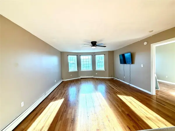 176 Beach 97th ST #3, Rockaway Beach, NY 11693