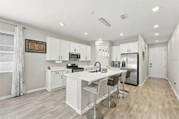 1042 HEIRLOOM DR, Haines City, FL 33844