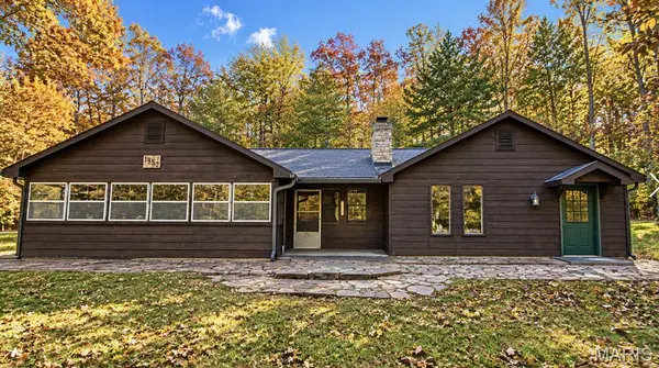 1952 Indian Creek RD, Ironton, MO 63650