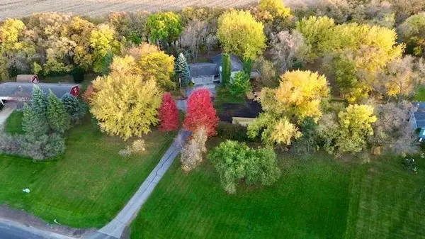1309 Horseshoe DR, Willmar, MN 56201
