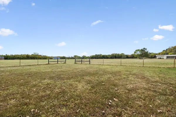 14866 Versailles Rd, Rockvale, TN 37153