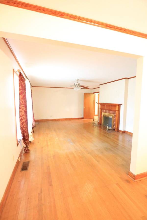 1686 Campbell St, Jackson, TN 38305