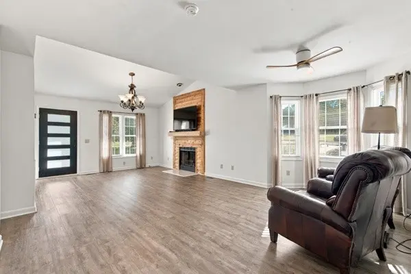 645 Wildwood Trce, Winchester, TN 37398