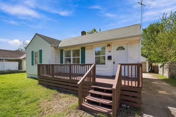 805 N Battin St, Wichita, KS 67208