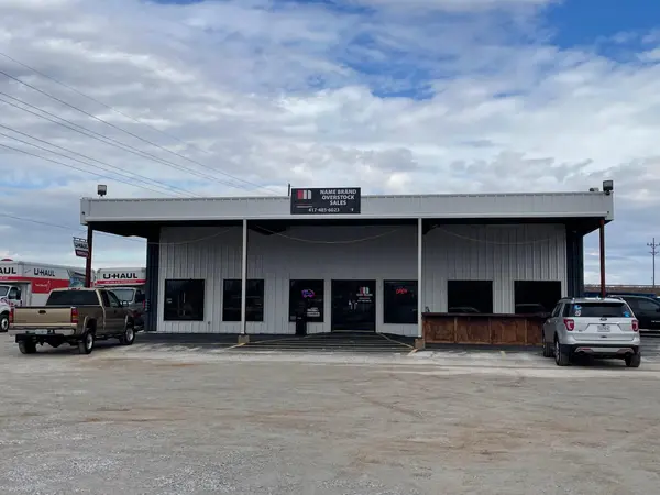1949 W Boat ST, Ozark, MO 65721