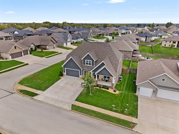 860 E Ashford AVE, Nixa, MO 65714