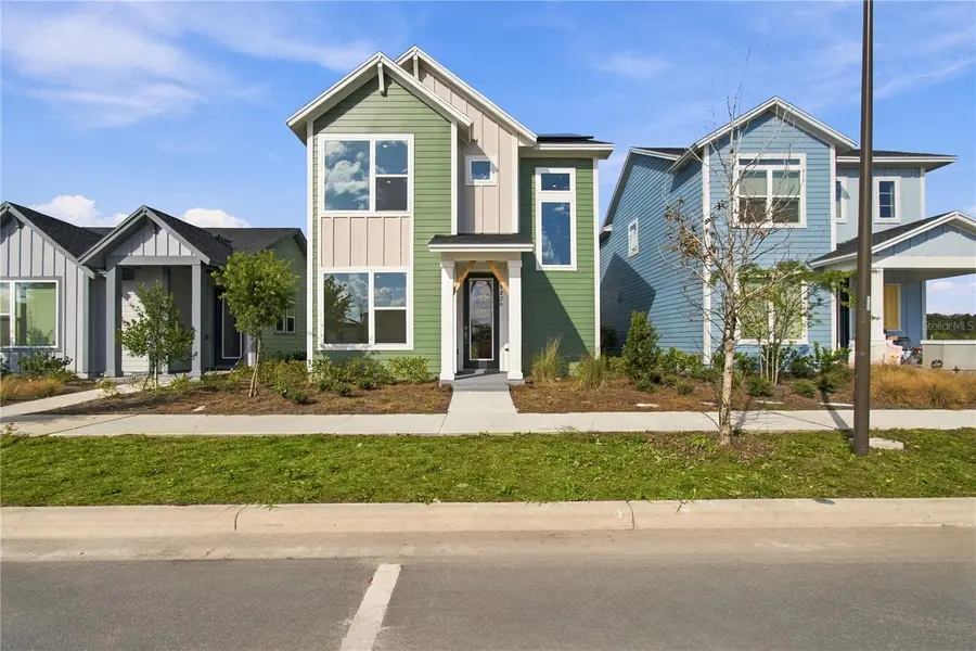 3226 VOYAGER AVE, St Cloud, FL 34771