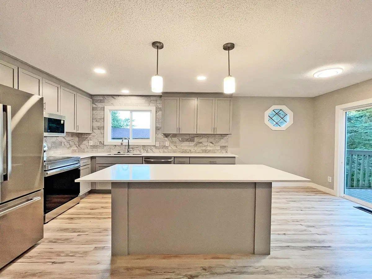 15828 Harwell AVE, Apple Valley, MN 55124