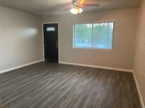 1202 Newning Ave #100, Austin, TX 78704