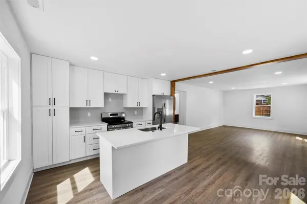 2942 Reid AVE, Charlotte, NC 28208