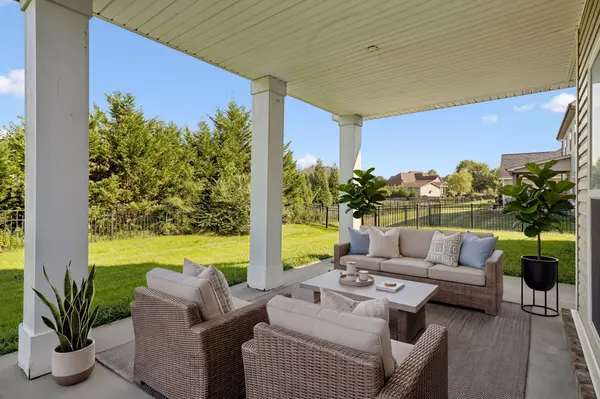 1057 Willow Cir, Clarksville, TN 37043