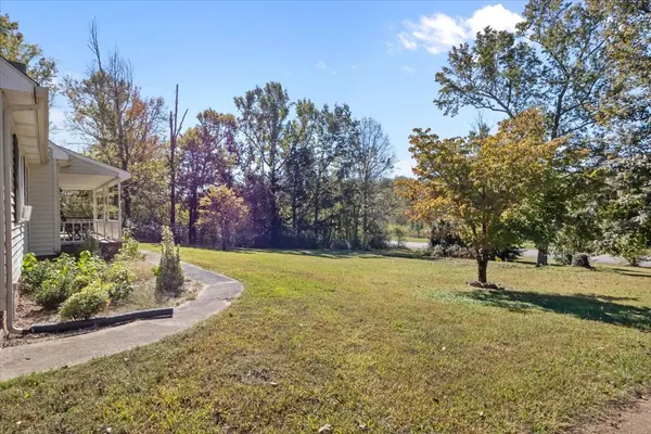1940 Highway 641 #S, Camden, TN 38320