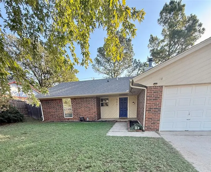 392 Echo LN, Harrah, OK 73045
