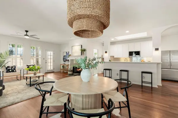 2809 Kinney Oaks CT, Austin, TX 78704